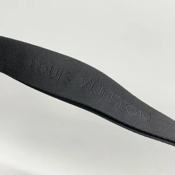 Authentic Louis Vuitton Taiga Kendall GM Ardoise black leather 2way travel bag - Picture 13 of 15